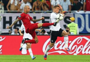 Raul Meireles feels Portugal can pull off a shock against Spain